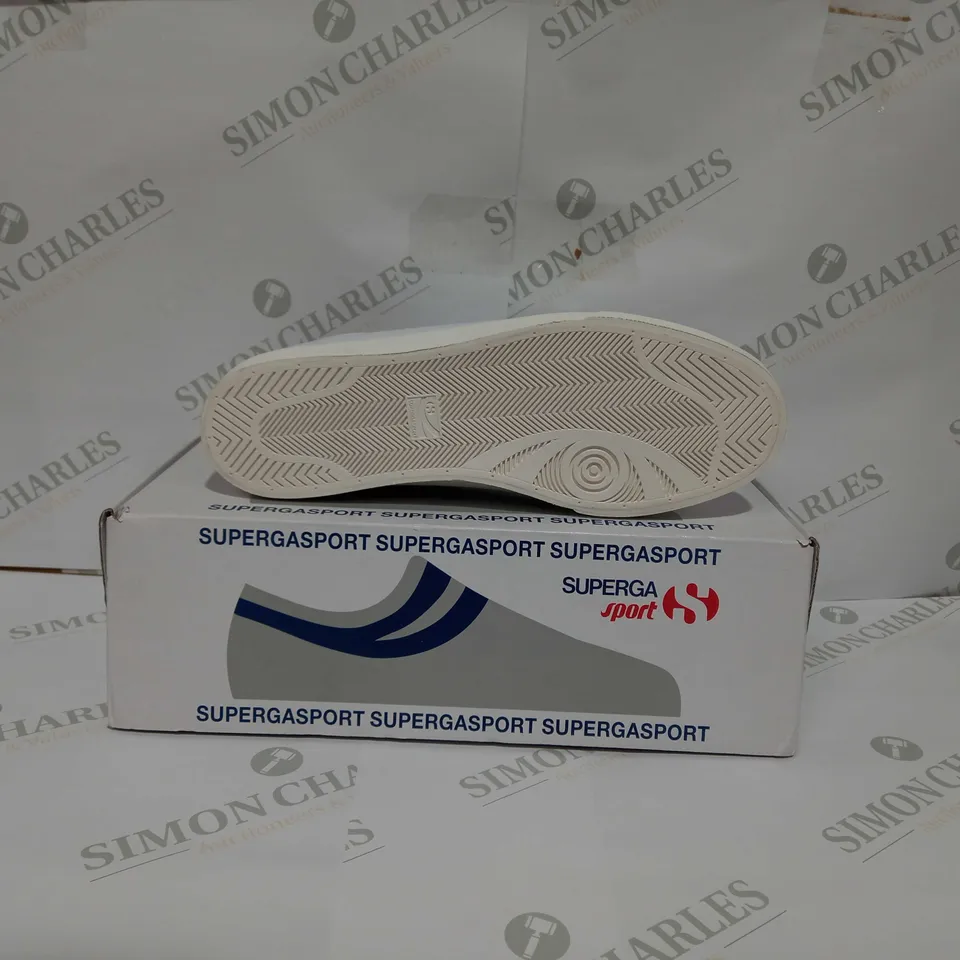 SUPERGA 2843 CLUB S VEGAN LEATHER TRAINER WHITE - EU 45