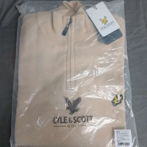 BAGGED LYLE & SCOTT GOLF CORE 1/4 ZIP MERINO IN SAND DUNE - LARGE