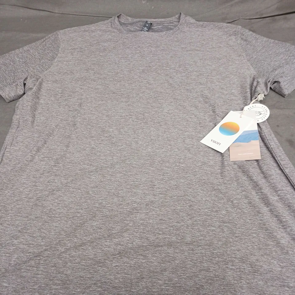 VUORI STRATO TECH TEE - SIZE XL