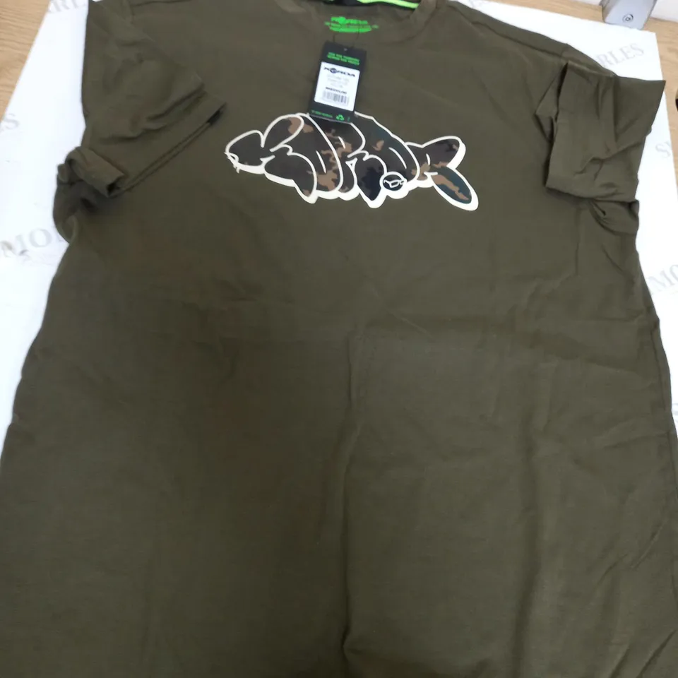 KARDA MEDIUM DARK GREEN TEE