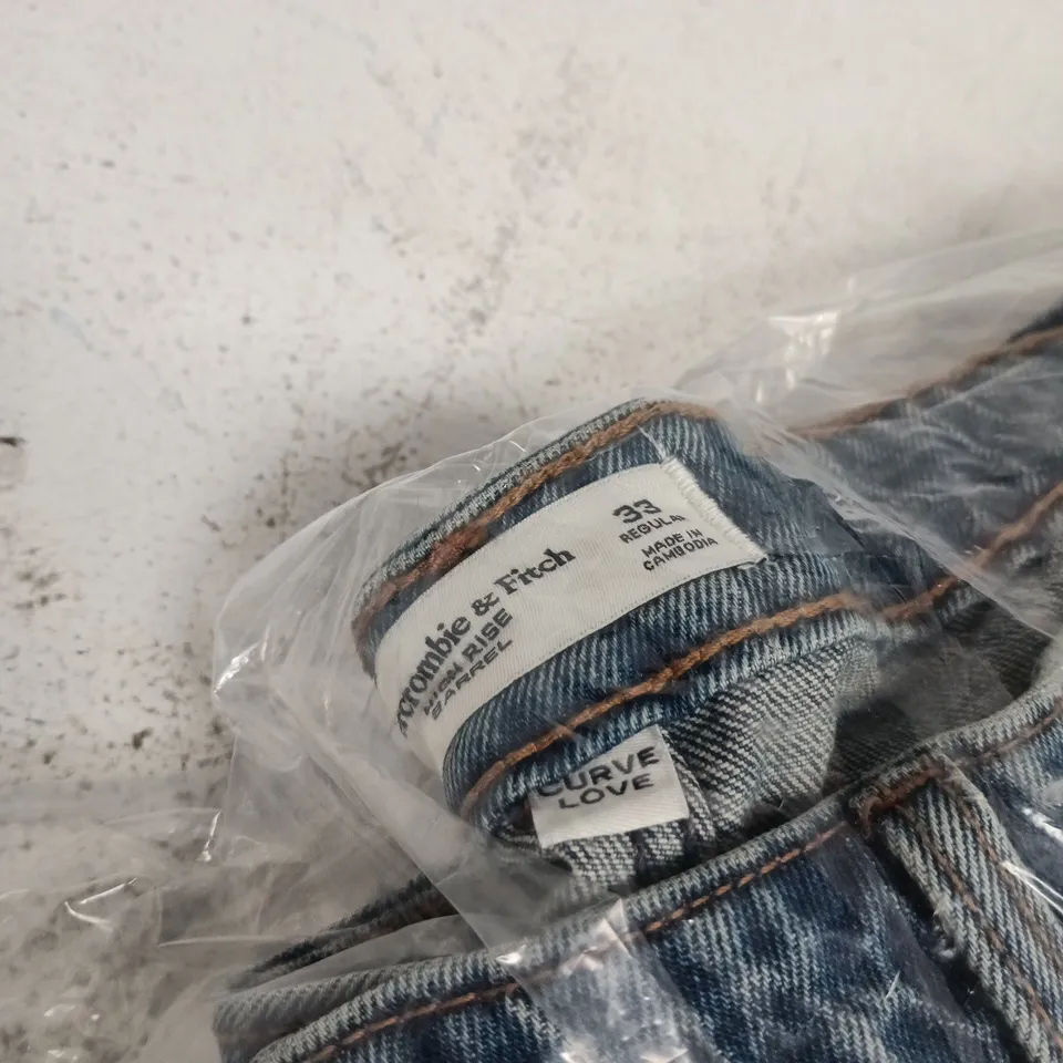 ABERCROMBIE & FITCH HIGH RISE BARREL CURVE LOVE JEANS – DENIM, WOMEN'S, UK 33 (US 33)