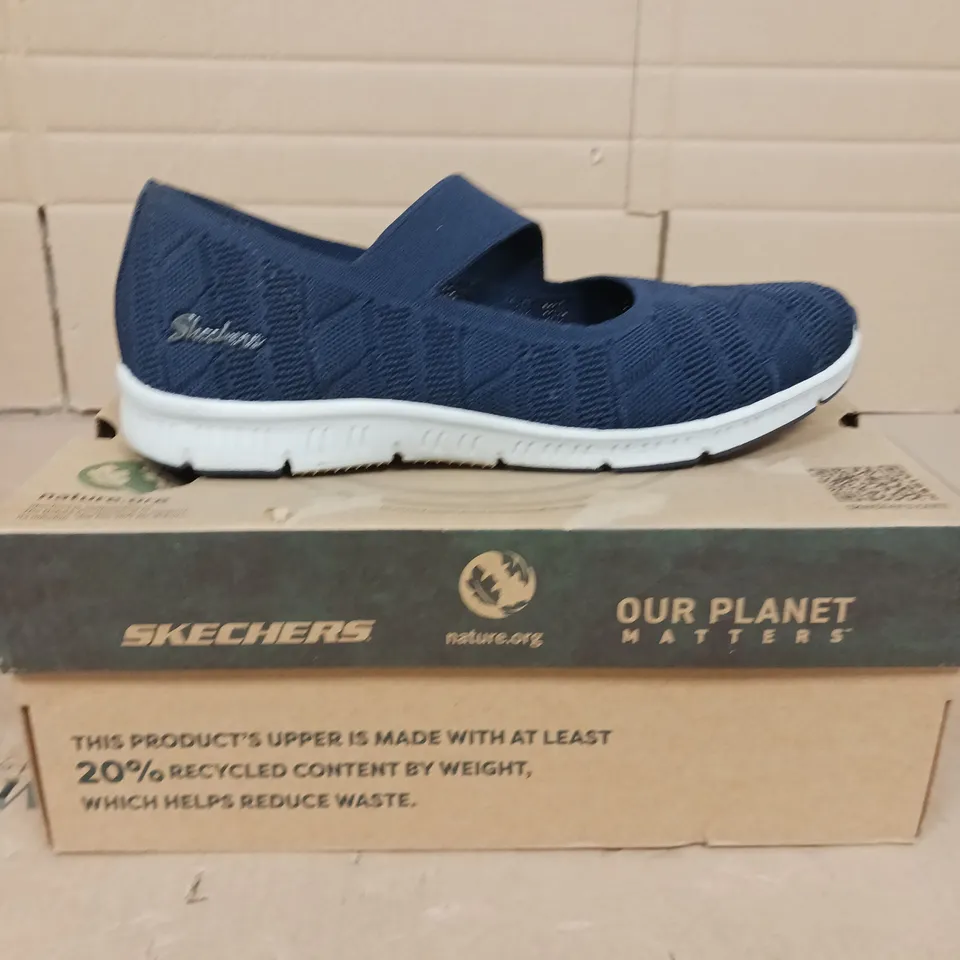 SKECHERS BE COOL SHOES BLUE SIZE 8