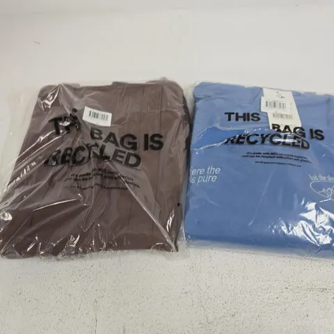 APPROXIMATELY 16 ASSORTED CLOTHING ITEMS IN VARIOUS SIZES, COLOURS & STYLES TO INCLUDE GRAPHIC HOODIE, BODY CANVAS TOTE, ETC