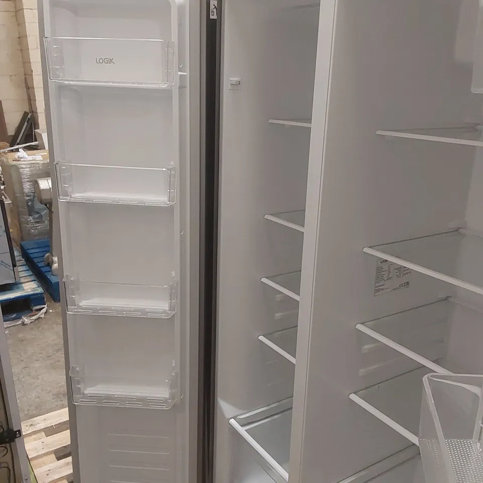 LOGIK LSBSX23 AMERICAN-STYLE FRIDGE FREEZER - INOX