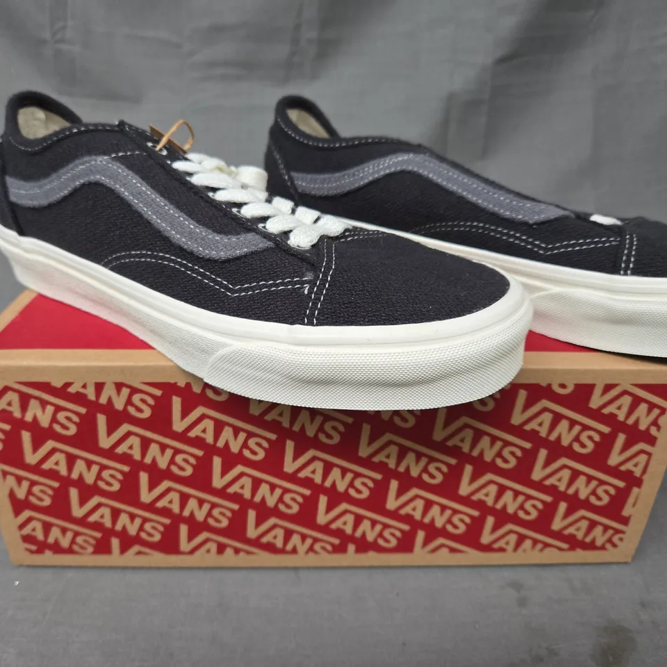 BOXED PAIR OF VANS OLD SKOOL TAPE SHOES IN RUSTIC BLACK/GREY UK SIZE 7