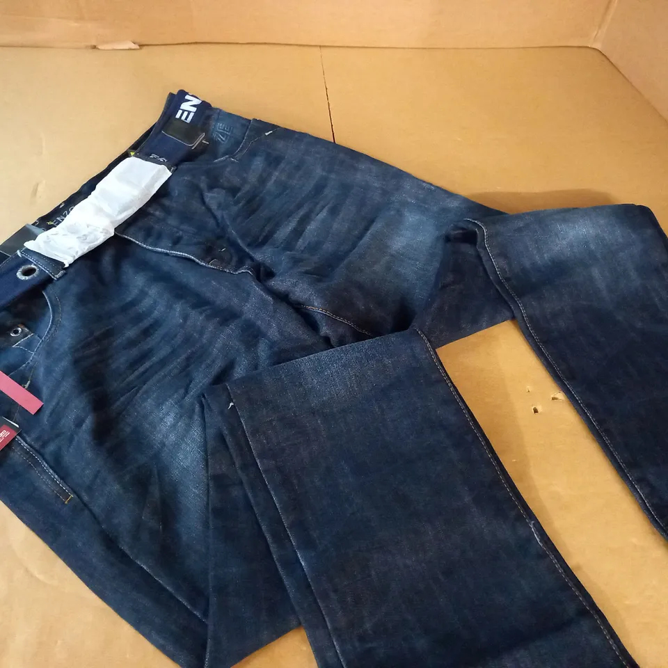ENZO STRAIGHT FIT JEANS - 34 R