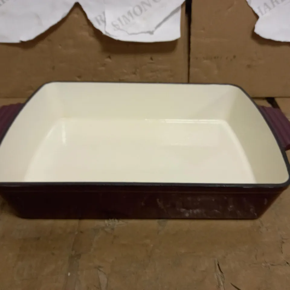 DESIGNER RED OVEN PROOF COOKING DISH