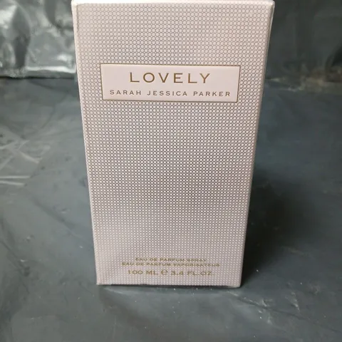 SEALED SARAH JESSICA PARKER LOVELY 100ML