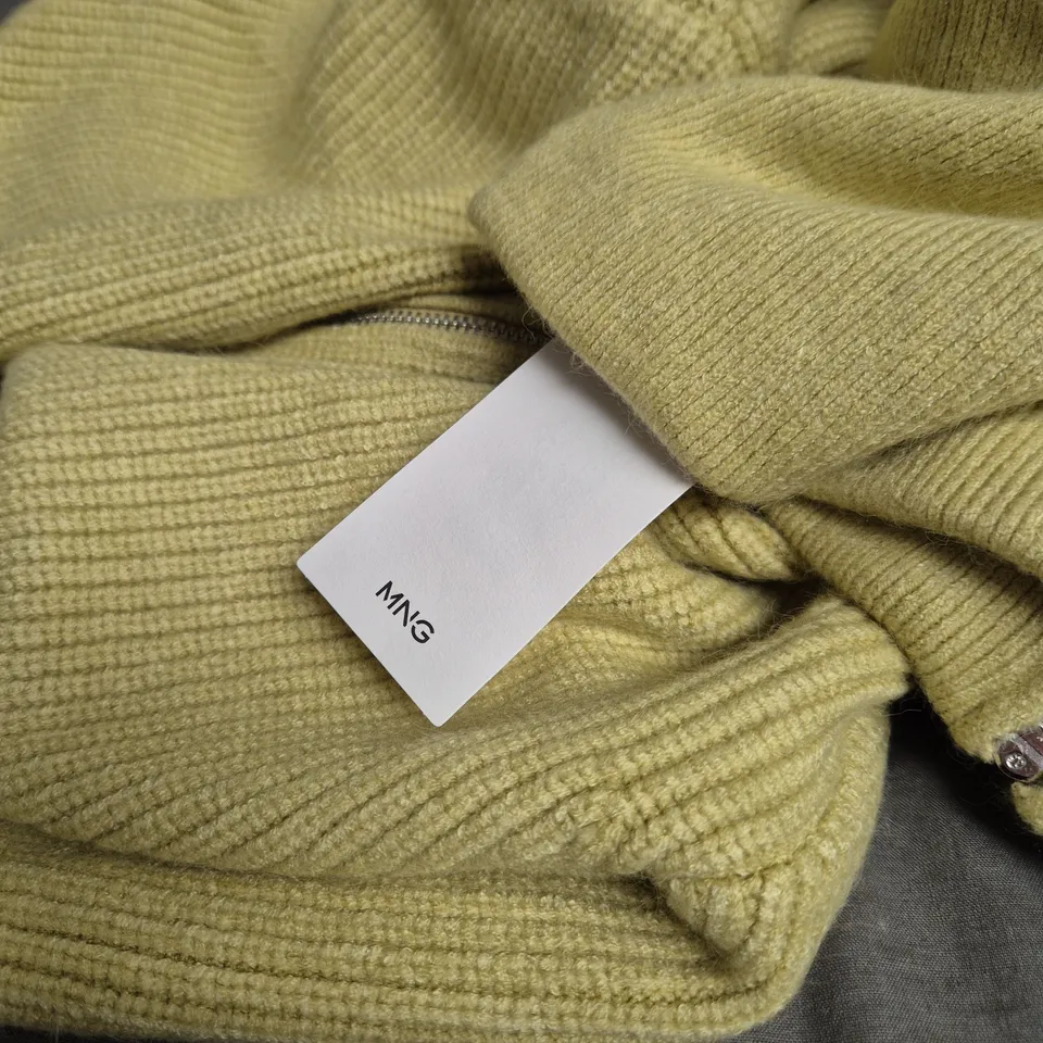 MNG MANGO WOMEN’S MUSTARD KNIT JUMPER WITH BACK ZIP – SIZE S 