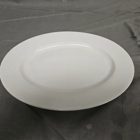 LARGE QUANTITY OF OVAL PLATES - COLLECTION ONLY 