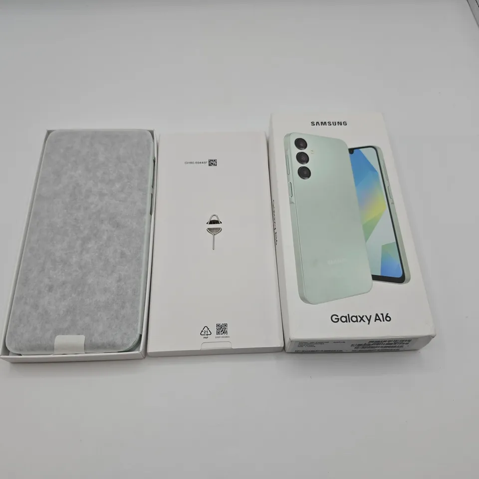 BOXED SAMSUNG GALAXY A16 4/128GB IN LIGHT GREEN - SM-A165F