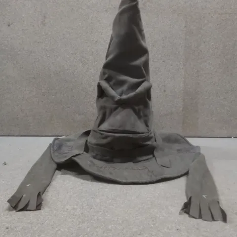 BOXED TALKING SORTING HAT FROM THE HARRY POTTER SERIES