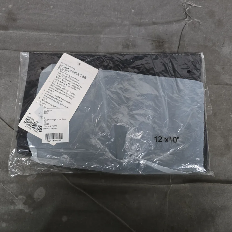 BAGGED LULULEMON ALIGN HR PANTS 28" IN BLACK - SIZE 6