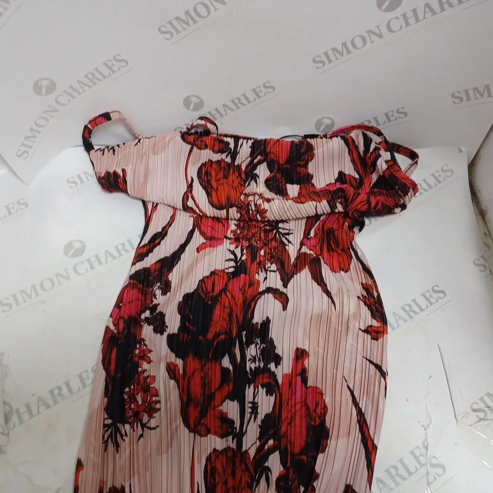 PRETTYLITTLETHING NUDE FLORAL PRINT PLISSE STRAPPY MAXI DRESS - 12