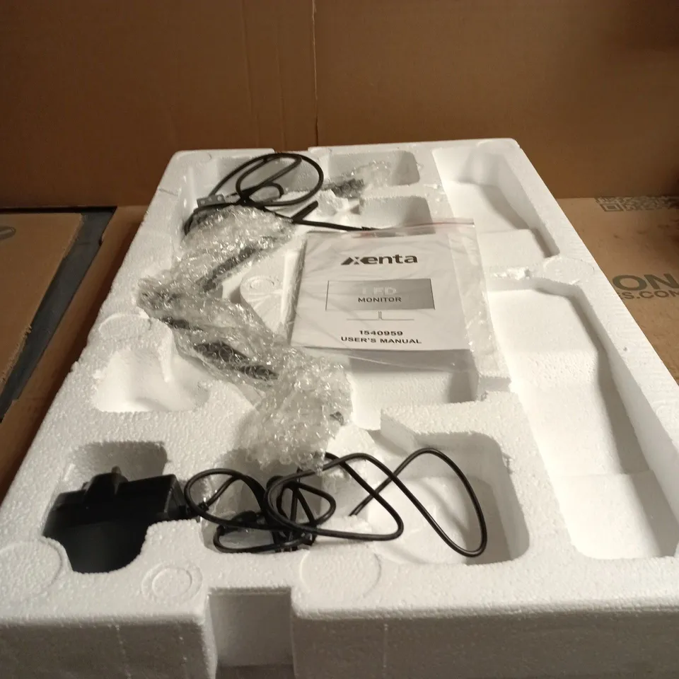 XENTA 27 INCH GAMING MONITOR FHD BOXED WITH ACCESSORIES