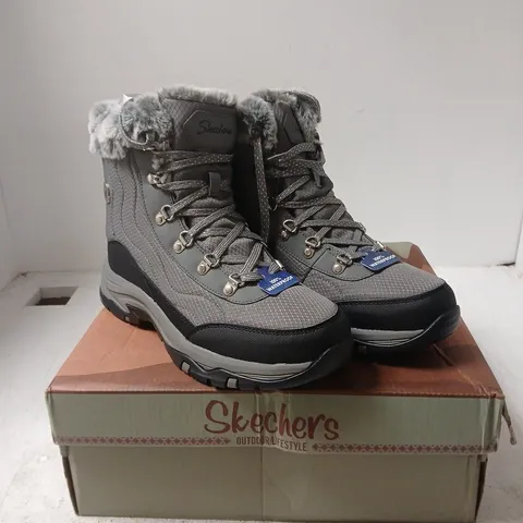 SKECHERS GREY WINTER BOOTS β UK 7