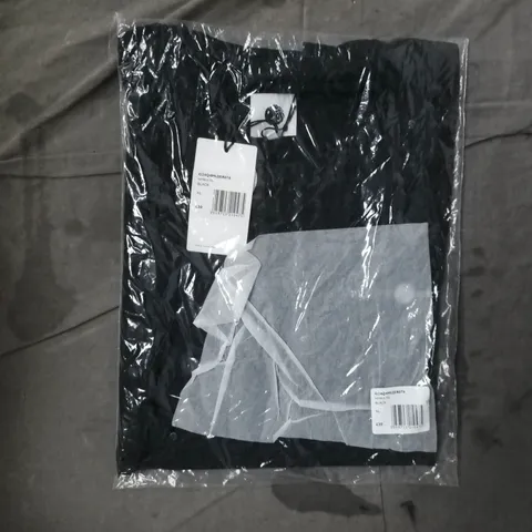 PRETTY GREEN NIMBUS T-SHIRT IN BLACK SIZE XL