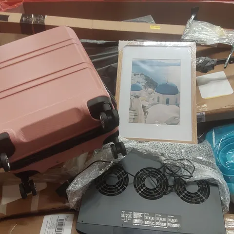 PALLET CONTAINING A VERY LARGE QUANTITY OF ASSORTED ITEMS INCLUDING: AC INFINITY FAN, SUITCASE, FRAMED PICTURE ECT