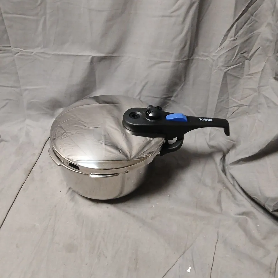 TOWER 4 LITRE PRESSURE COOKER – STAINLESS STEEL WITH LID