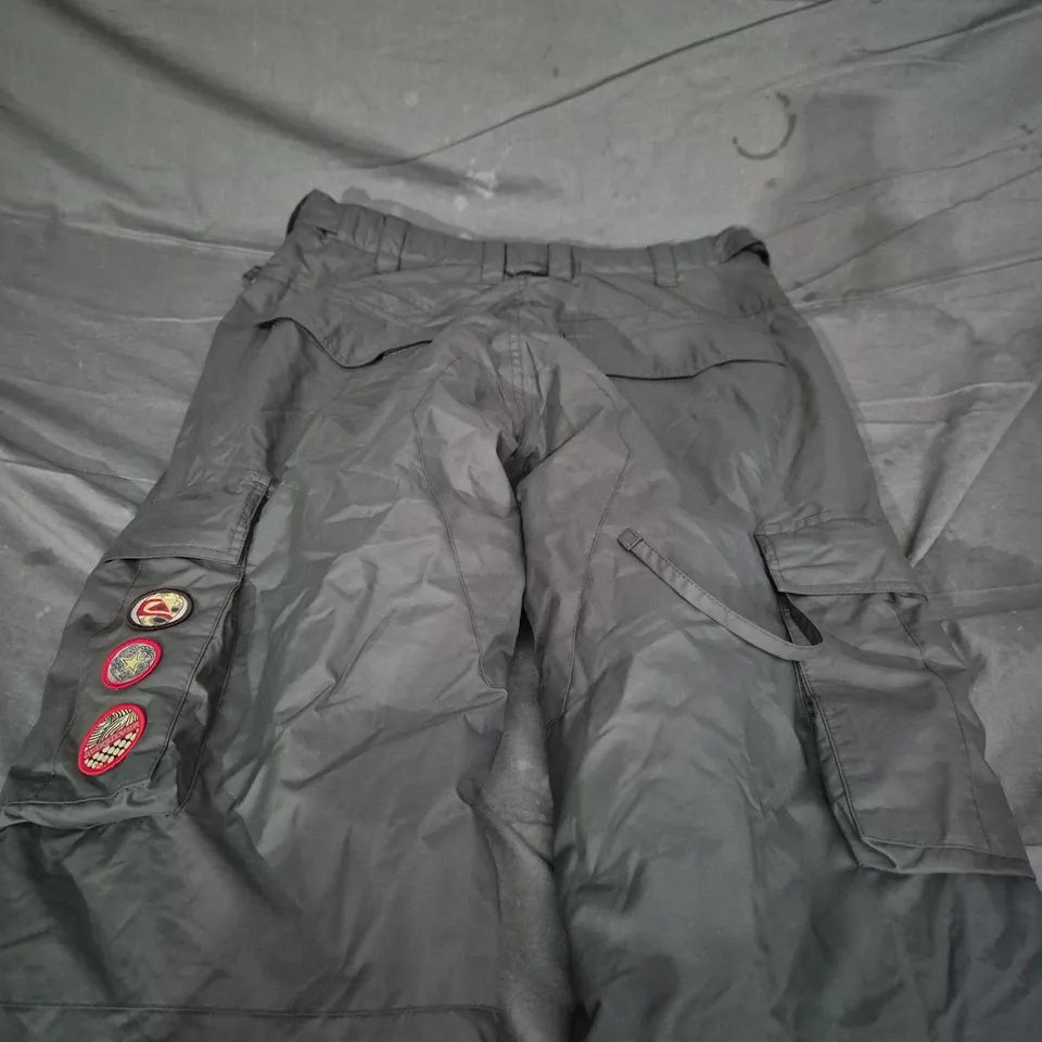 QUIKSILVER UTILITY CARGO PANTS - GREY, REGULAR FIT - L