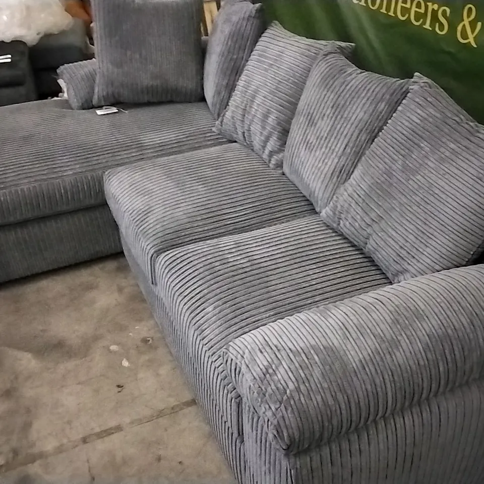 QUALITY DESIGNER CHARCOAL GREY FABRIC L SHAPED CORNER SOFA GROUP WITH SCATTERBACK CUSHIONS