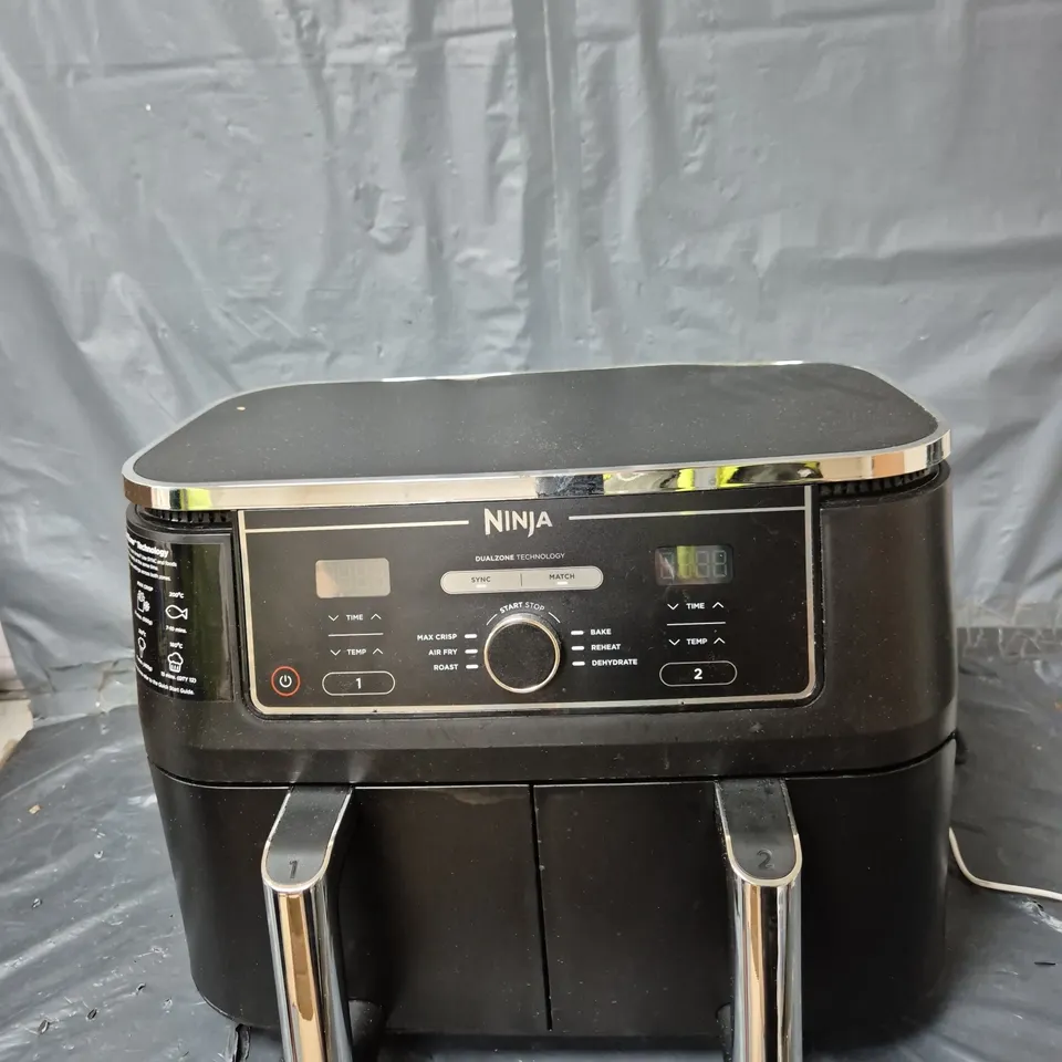 NINJA FOODI MAX DUAL ZONE 9.5L AIR FRYER AF400UK