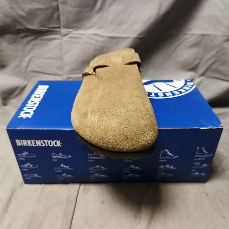 BOXED PAIR OF BIRKENSTOCK BOSTON BS SHOES IN TAUPE SIZE EU 46