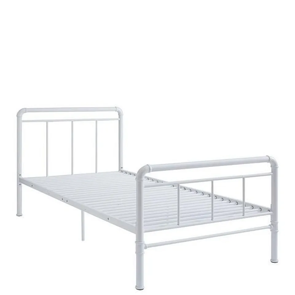 BOXED FREDDIE CHILDREN'S METAL SINGLE BED FRAME - WHITE (1 BOX)