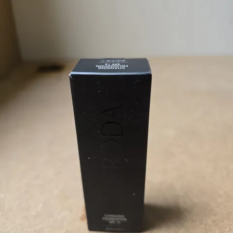 BOXED MERODA CHANGING FOUNDATION SPF15