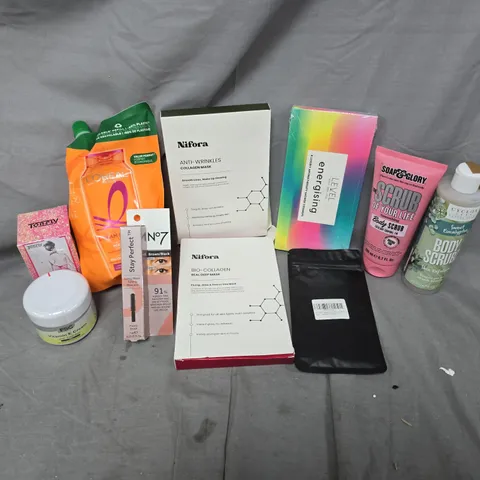 APPROXIMATELY 20 ASSORTED HEALTH & BEAUTY PRODUCTS TO INCLUDE NOFLORA COLLAGEN MASK, N07 SRAY PERFECT MASCARA, CYCLAX BODY SCRUBZ, ETC - COLLECTION ONLY