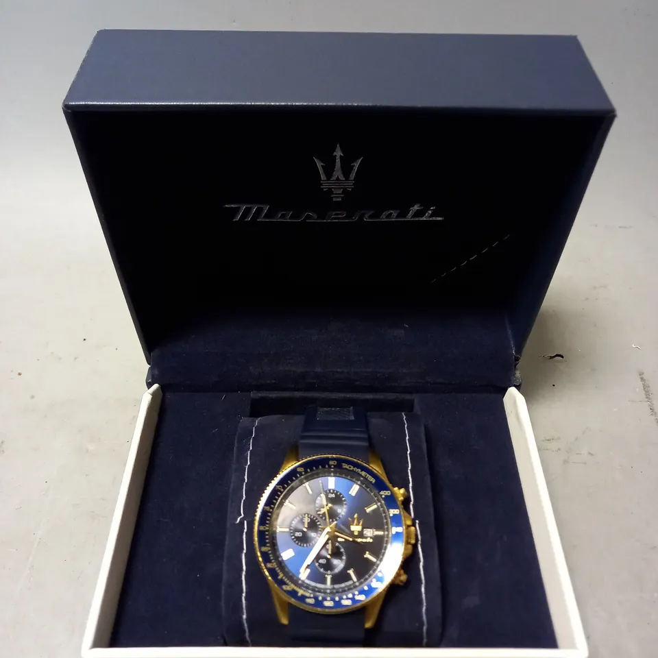 BOXED MASERATI 44mm CHRONOGRAPH BLUE DIAL WATCH