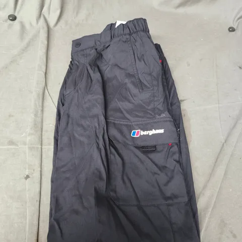 BERGHAUS BLACK OUTDOOR TROUSERS - SIZE M