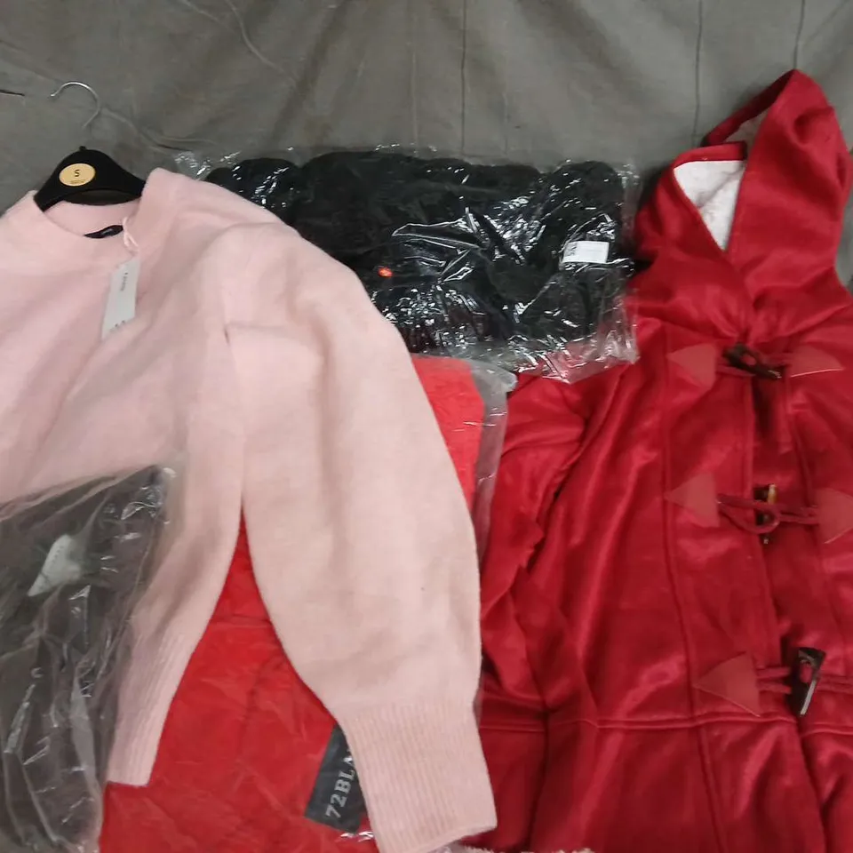 LARGE BOX OF ASSORTED CLOTHING ITEMS IN VARIOUS SIZES, STYLES AND COLOUR TO INCLUDE SWEATER, COAT, DRESSES, ETC