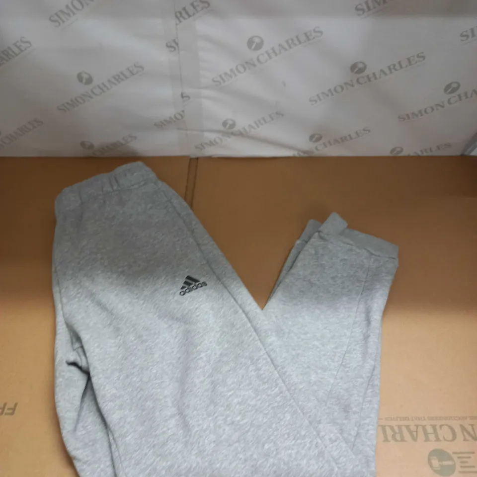 MENS ADIDAS GREY FLEECE TRACKIE BOTTOMS SIZE 38/40