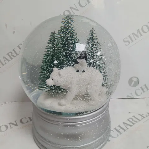 BOXED SANTA EXPRESS CHRISTMAS CHARACTER MUSICAL WATER SPINNER POLAR BEAR