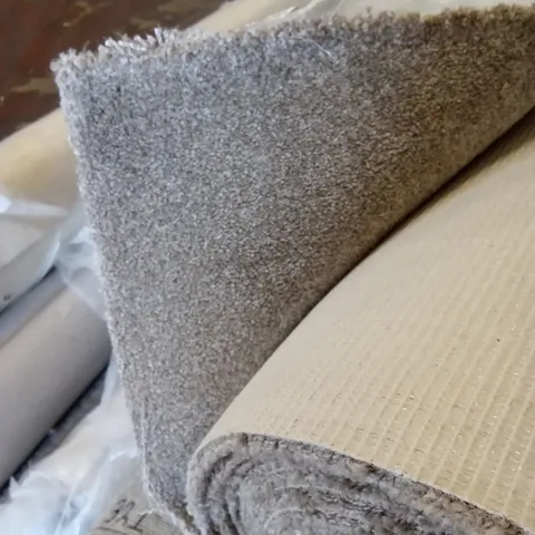 ROLL OF QUALITY MARBELLA BIRCH CARPET // APPROX SIZE: 5.5 x 4m