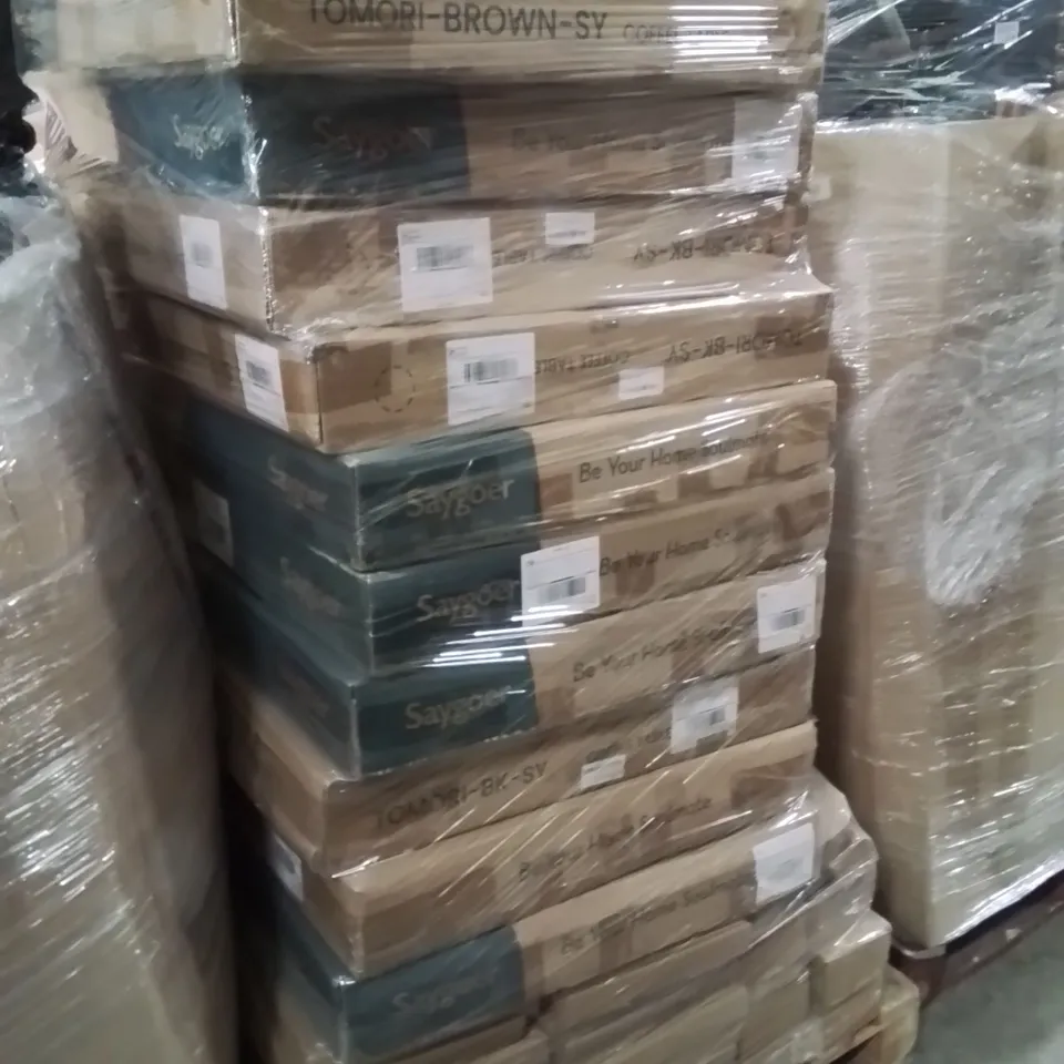 PALLET CONTAINING LARGE QUANTITY OF COFFEE TABLES