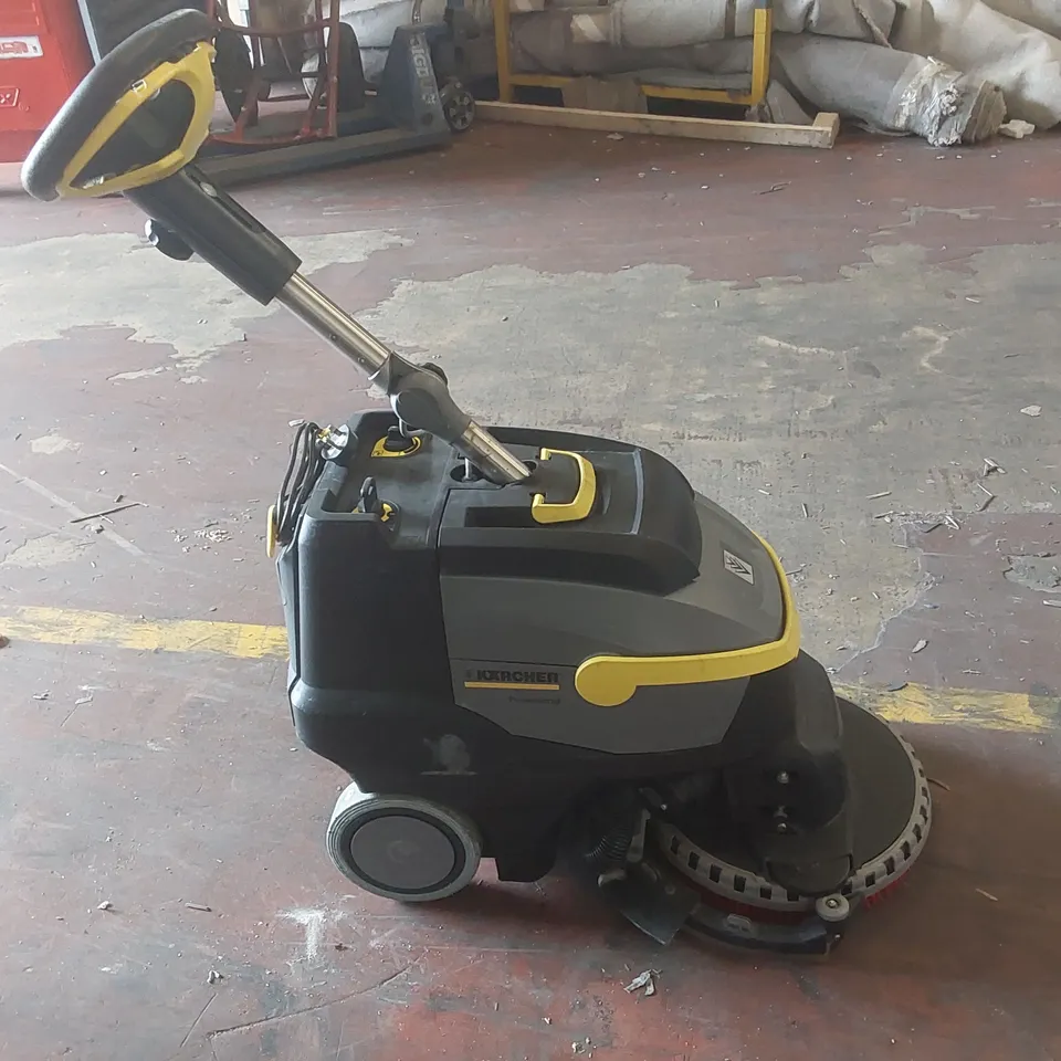 KARCHER BD 38/12 BATTERY FLOOR SCRUBBER DRIER