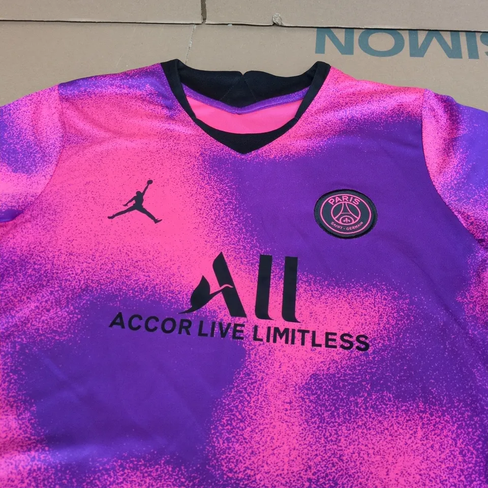 PSG PARIS SAINT-GERMAIN X NIKE JORDAN FOOTBALL SHIRT – SIZE 28