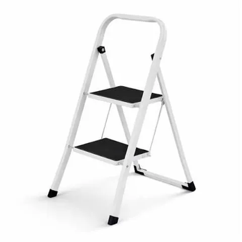 OYPLA 2 STEP LADDER