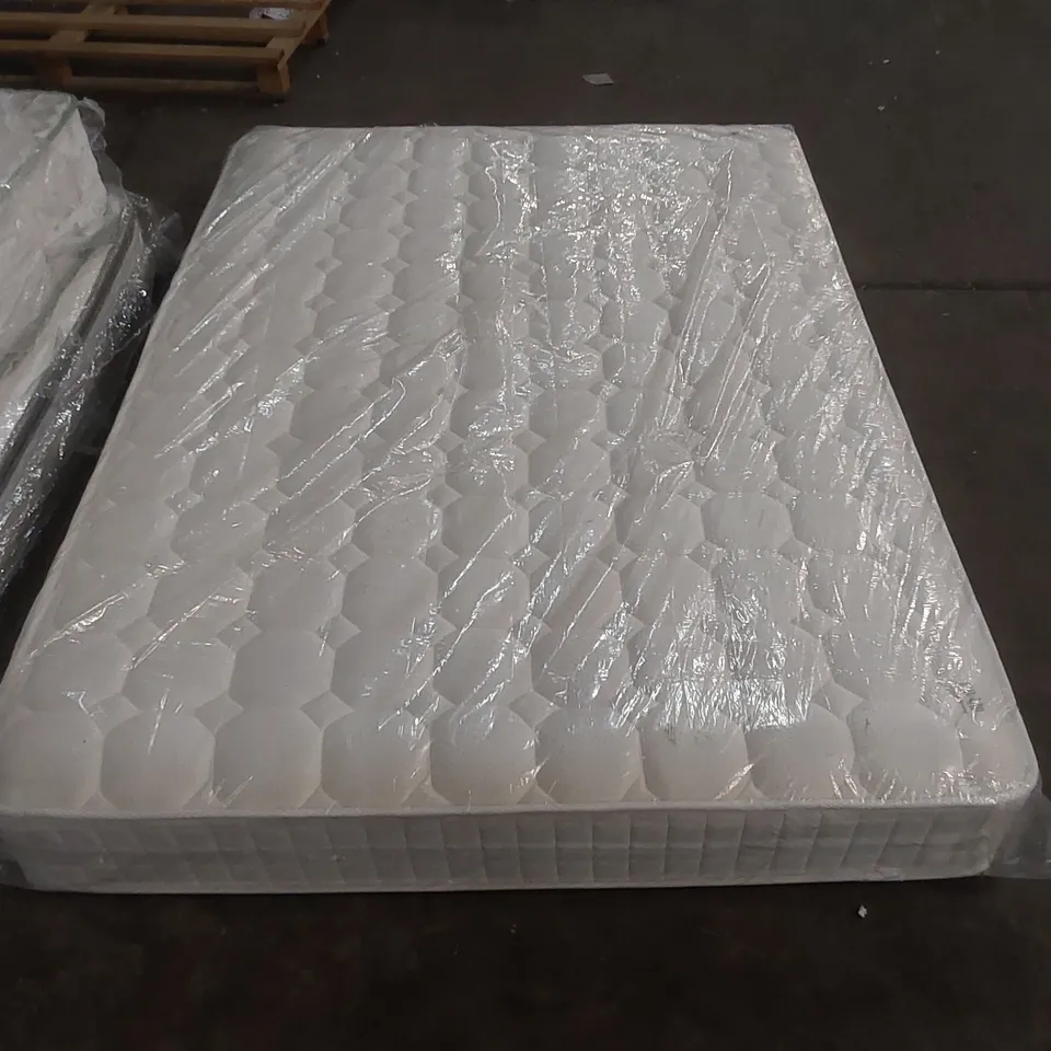 QUALITY BAGGED DWINNELL BARREL POCKET SPRUNG 1000 MATTRESS WITH TIGHT TOP MEMORY FOAM - 140cm EU DOUBLE 