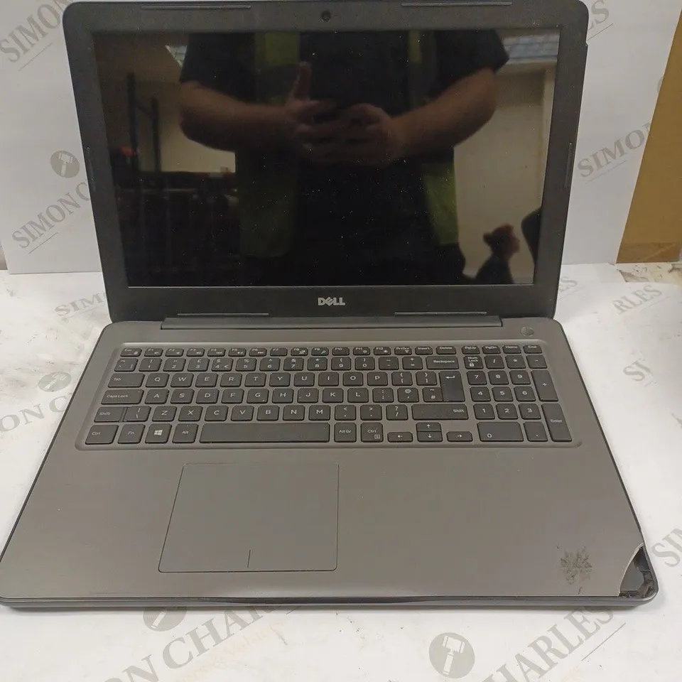 DELL INSPIRON P66F 15.6" LAPTOP