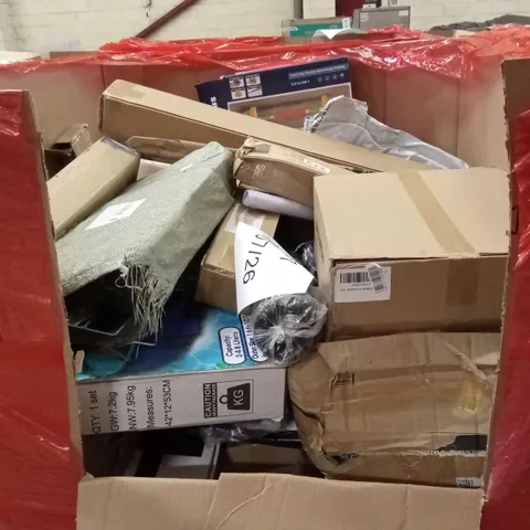 PALLET OF ASSORTED HOUSEHOLD GOODS AND PRODUCTS TO INCLUDE; PORTABLE POOL, DARTBOARD, KIDS TOYS ETC