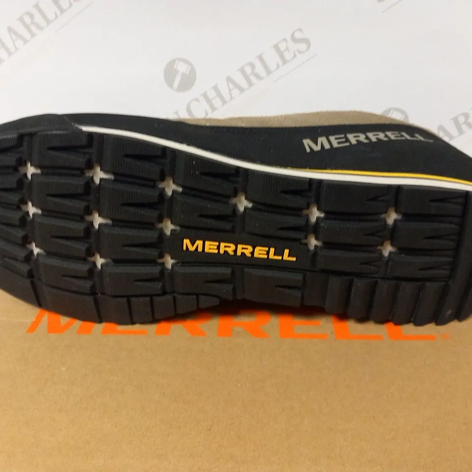 BOXED MERRELL CATALYST SUEDE BRINDLE SIZE 14