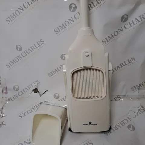 BOXED ESSENTIALS GRATER AND SLICER