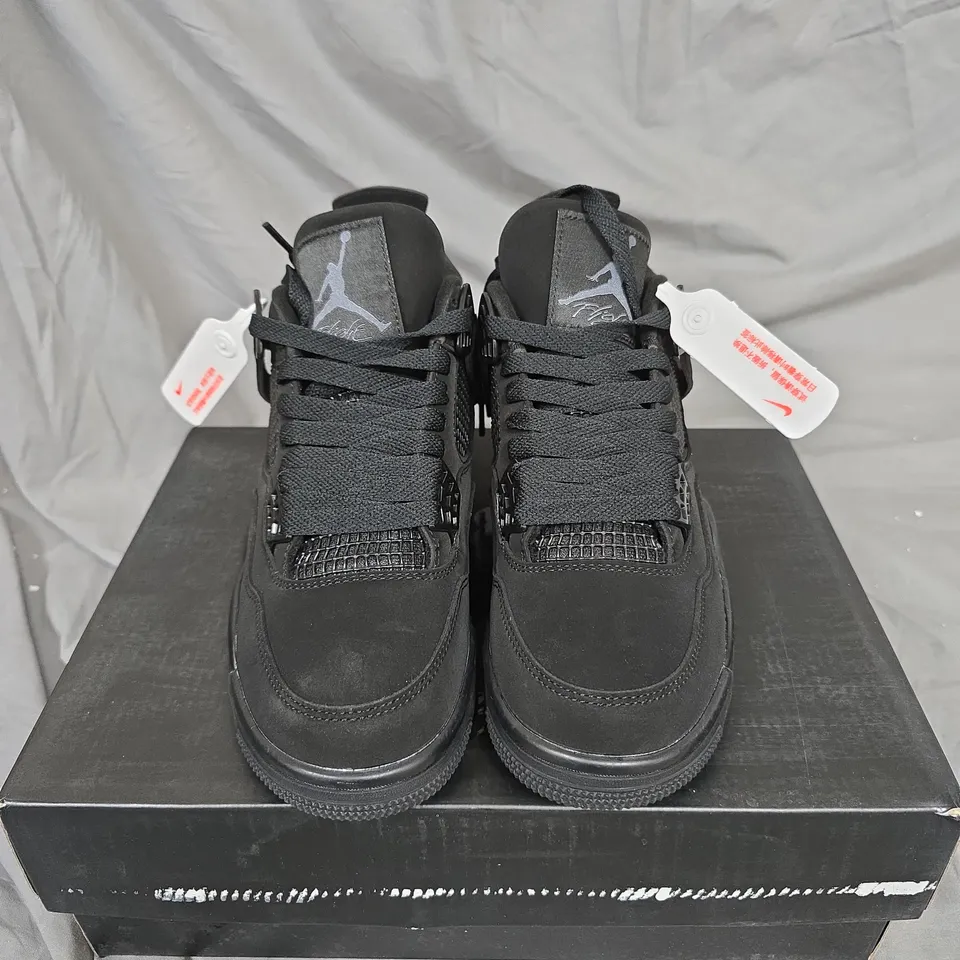 AIR JORDAN 4 RETRO TRAINERS  – BLACK/WOLF GREY/MEDIUM GREY – UK 6 