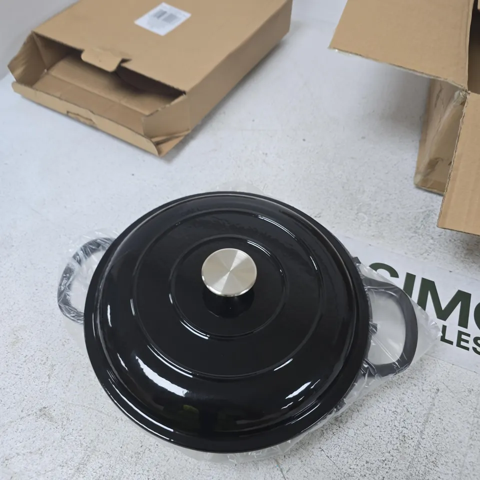 SUNNEX CAST IRON SHALLOW ROUND CASSEROLE WITH LID – BLACK (PROFESSIONAL KITCHEN EQUIPMENT)