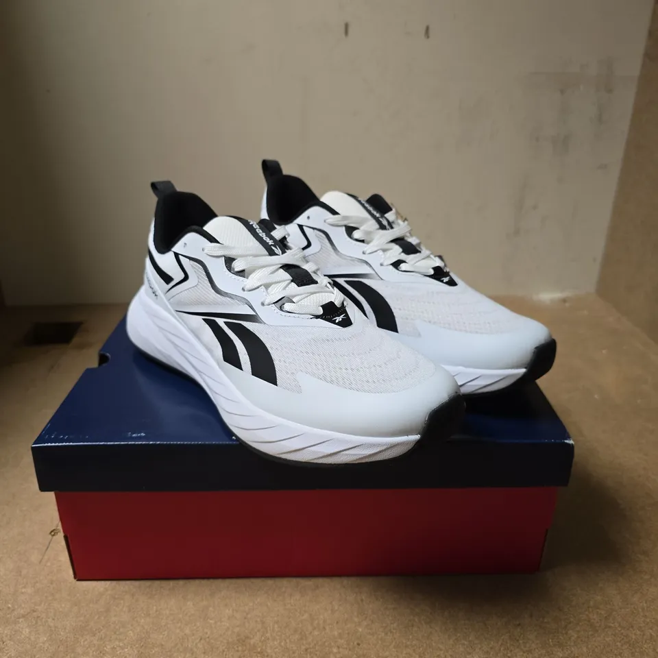 REEBOK VERSE MEN’S RUNNING SHOES – UK 8.5