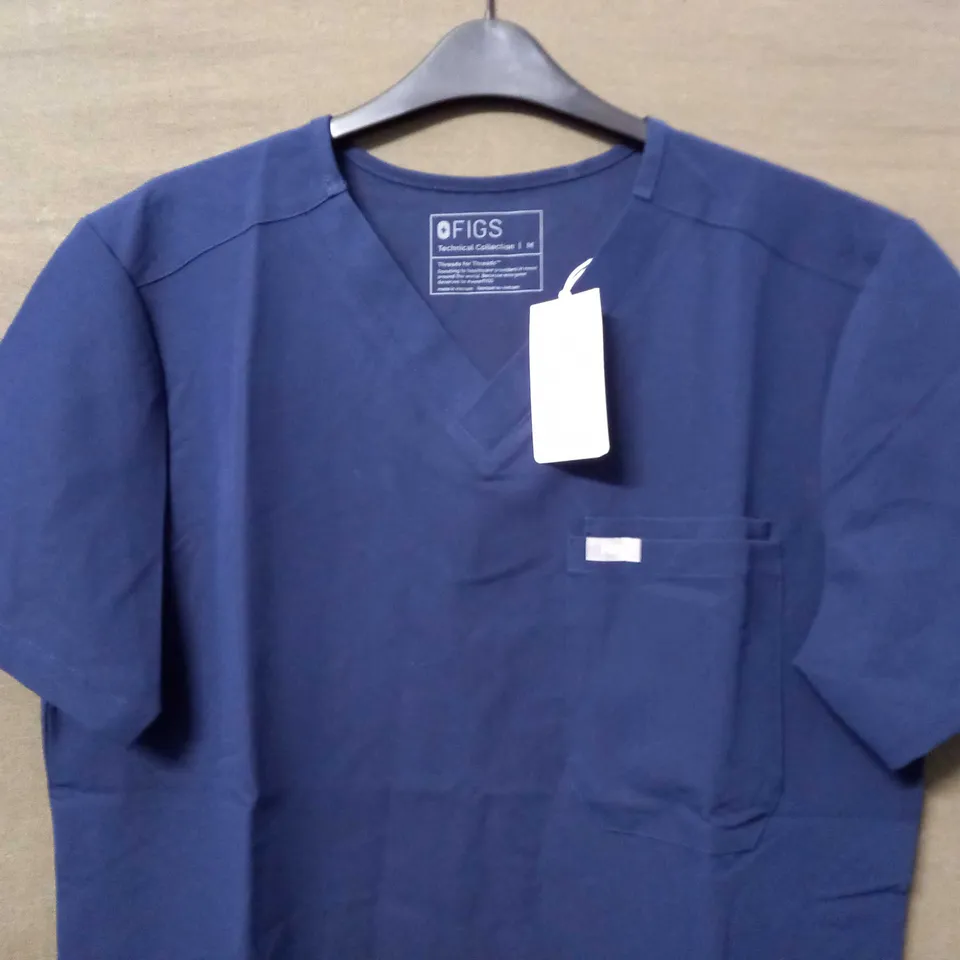 FIGS SLIM SCRUB TOP IN NAVY - MEDIUM