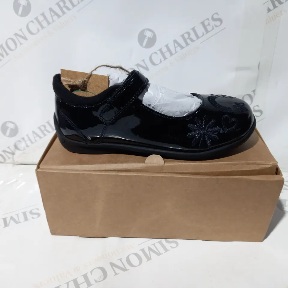 POD UNIBOW CHILDRENS SHOES, BLACK SIZE 11 RRP £15